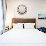 240-9 Luxury Prime Location Studio W&D